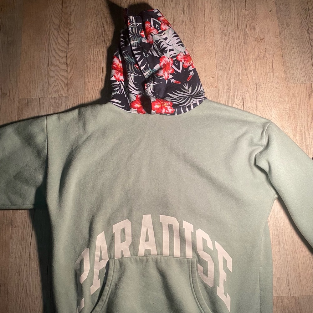pac-sun paradise hoodie!